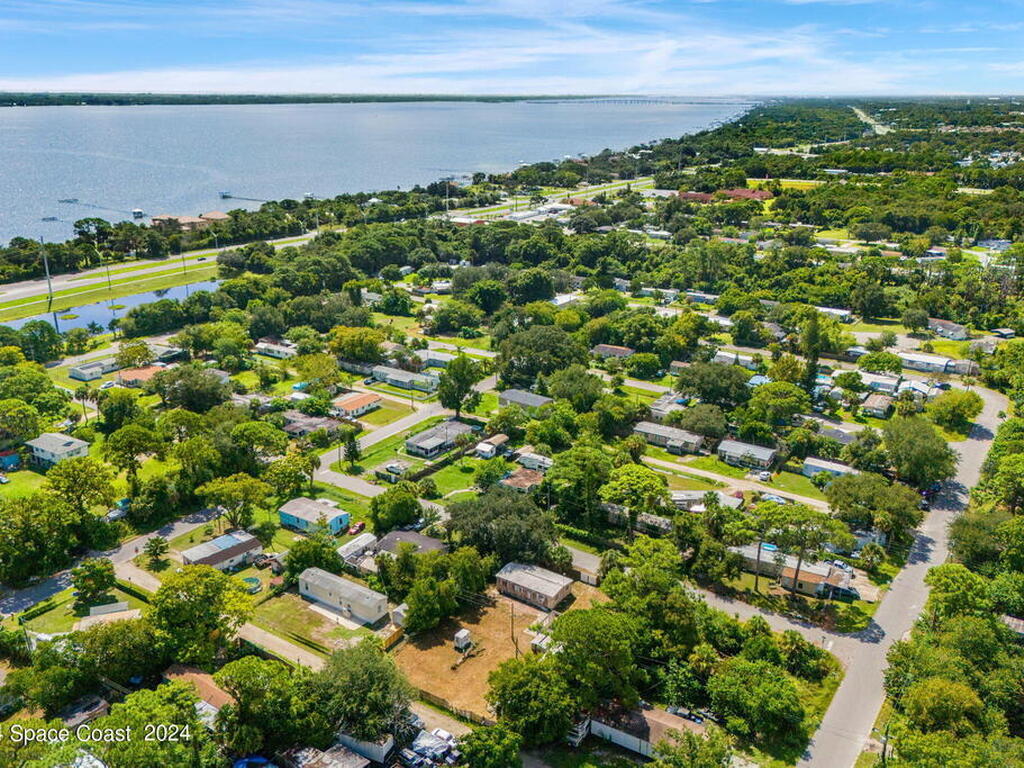 327 Booth Street, Cocoa, FL 32927