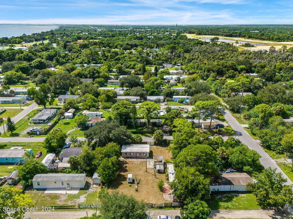 327 Booth Street, Cocoa, FL 32927