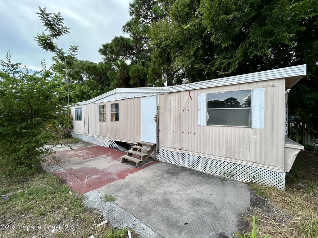 327 Booth Street, Cocoa, FL 32927