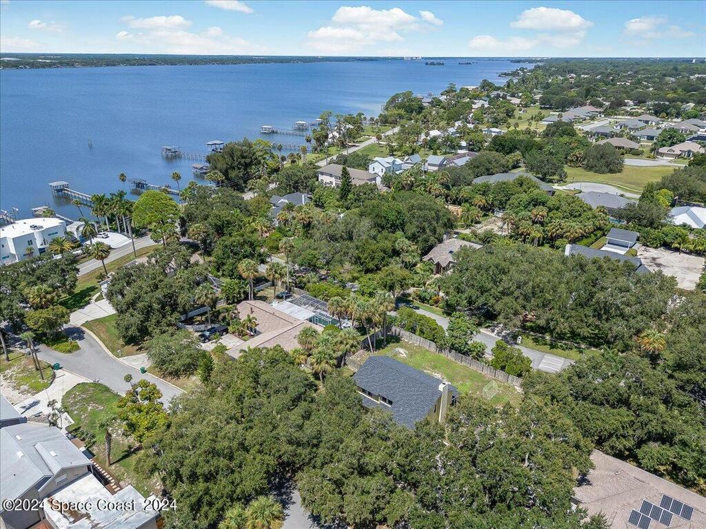 1070 Shady Lane, Merritt Island, FL 32952