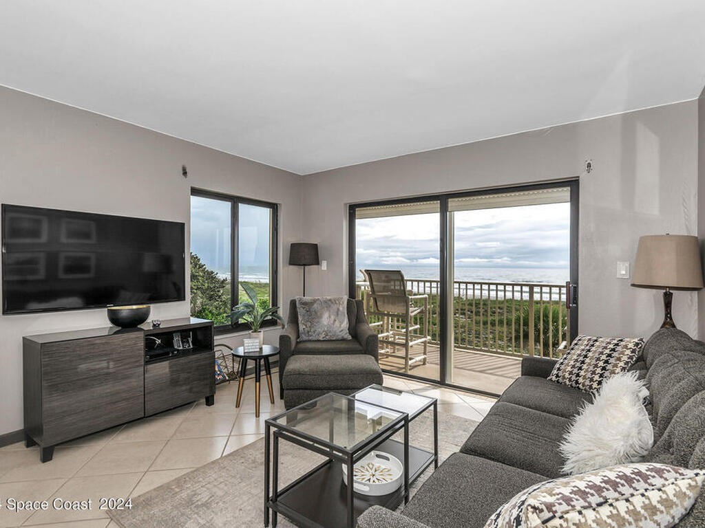 299 N Atlantic Avenue, Cocoa Beach, FL 32931