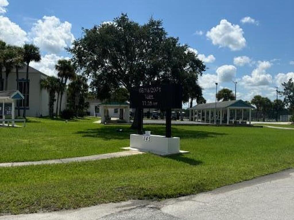 828 E Plantation Drive, Titusville, FL 32780