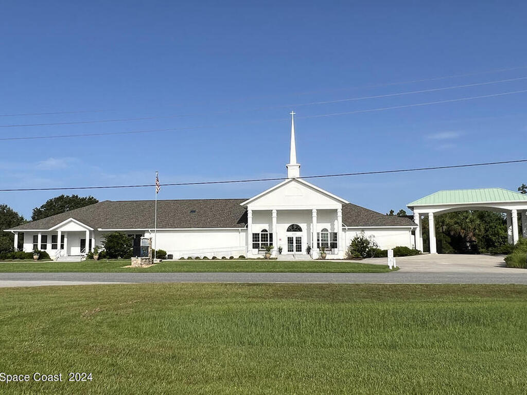 828 E Plantation Drive, Titusville, FL 32780