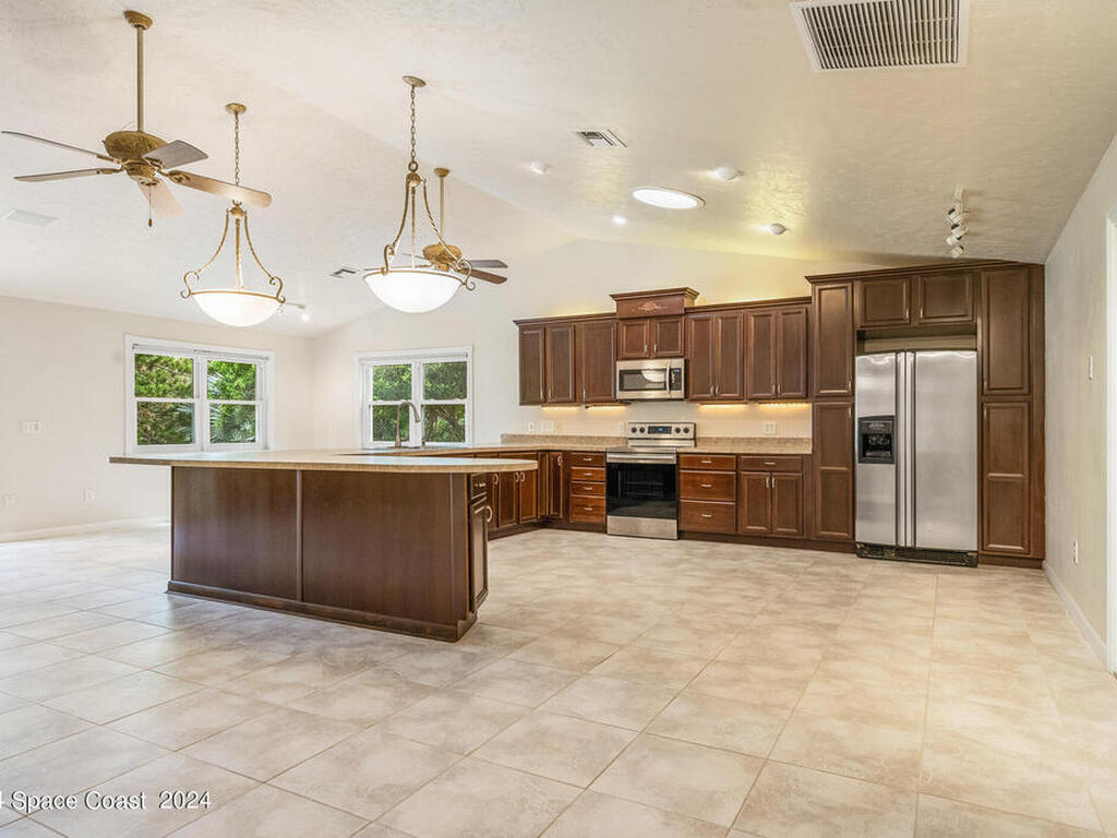 380 Riggs Avenue, Melbourne Beach, FL 32951