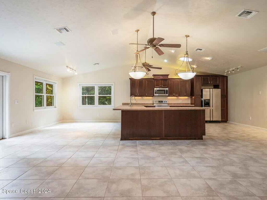 380 Riggs Avenue, Melbourne Beach, FL 32951