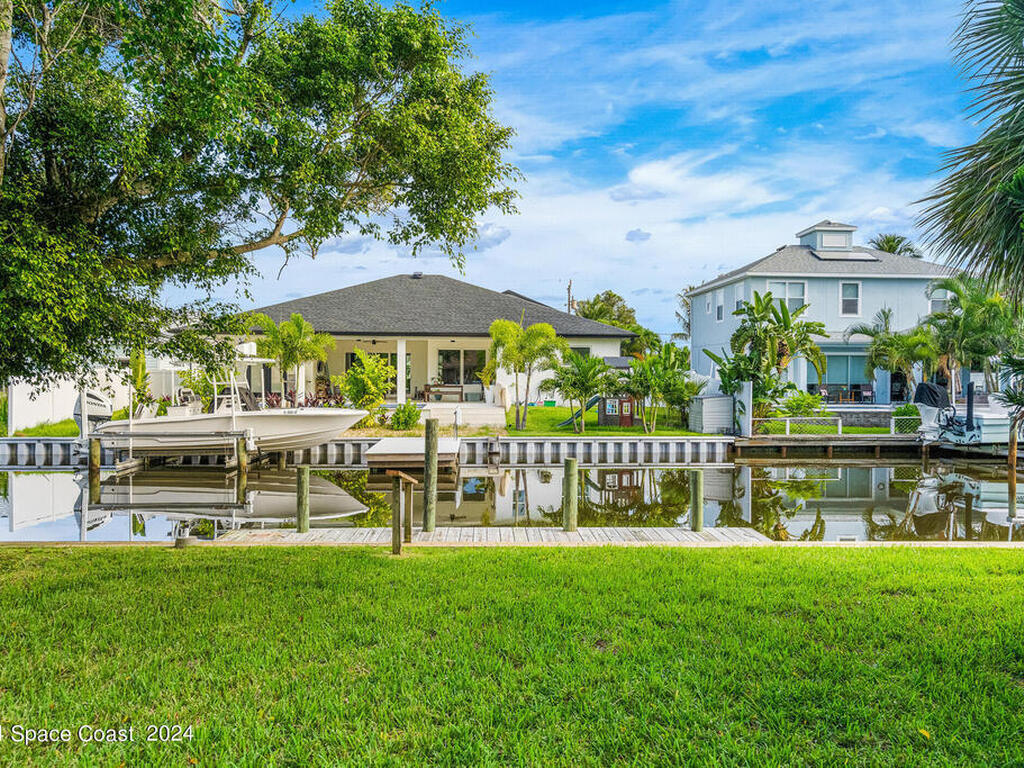 380 Riggs Avenue, Melbourne Beach, FL 32951
