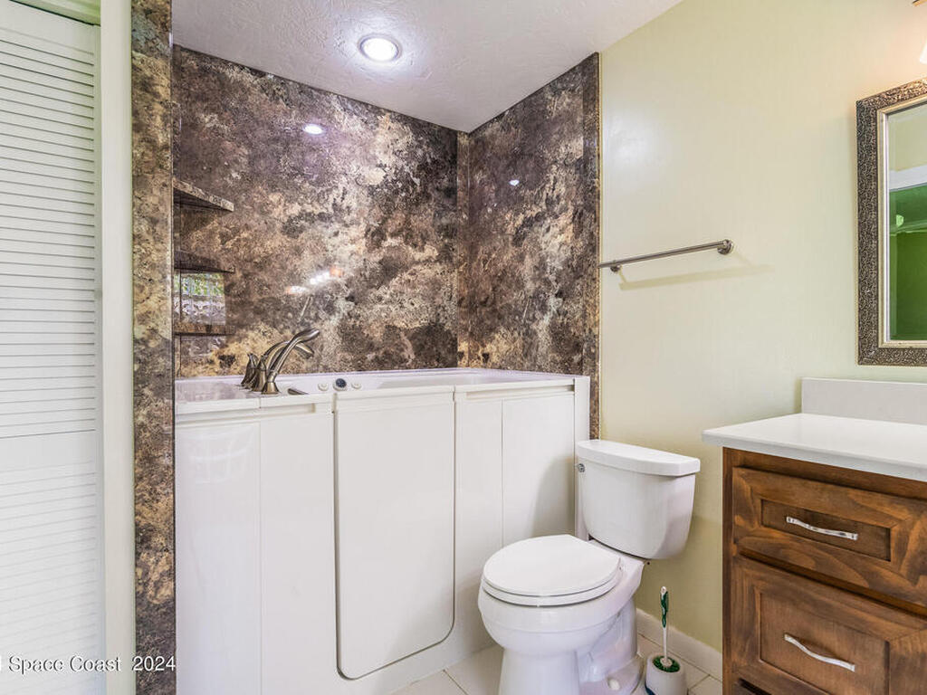 380 Riggs Avenue, Melbourne Beach, FL 32951