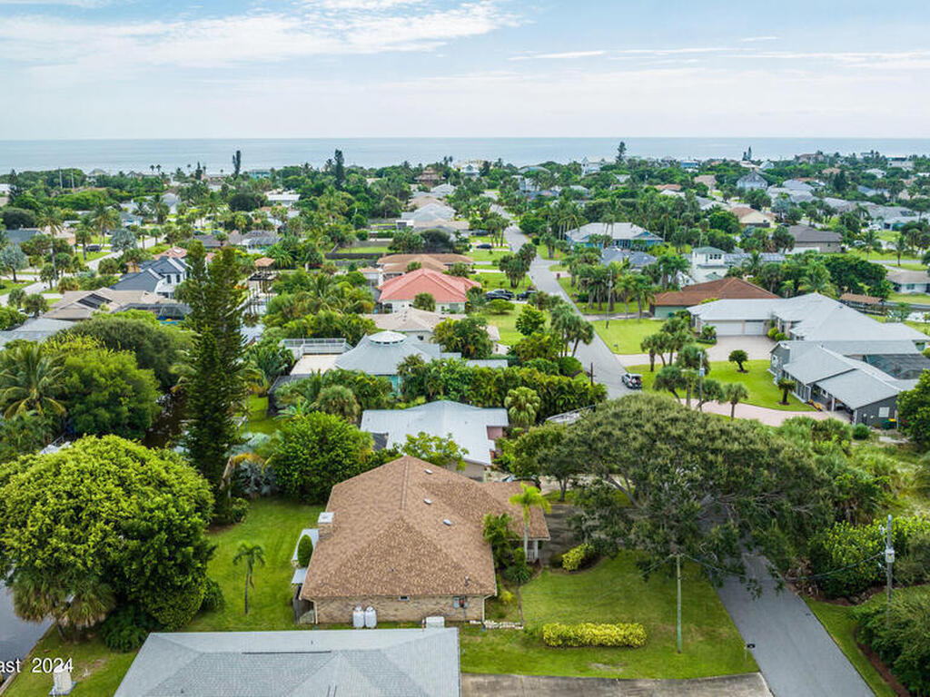 380 Riggs Avenue, Melbourne Beach, FL 32951