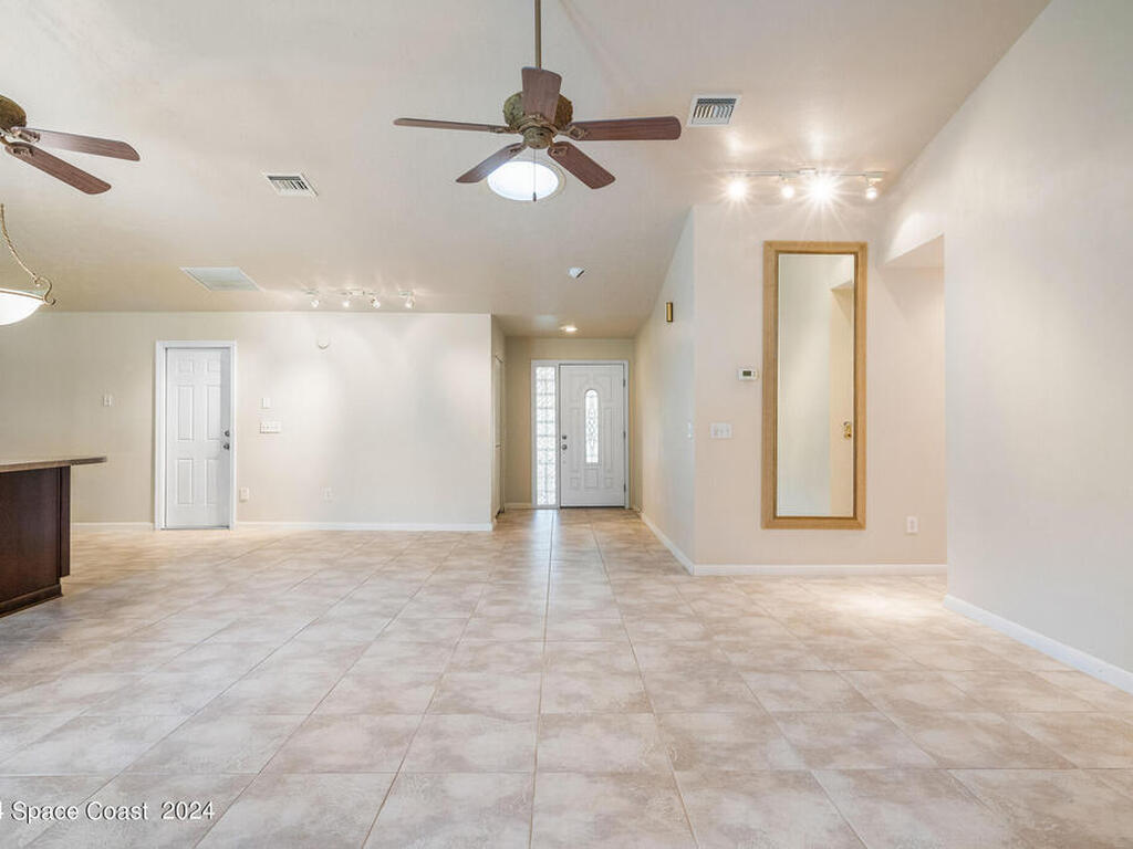 380 Riggs Avenue, Melbourne Beach, FL 32951