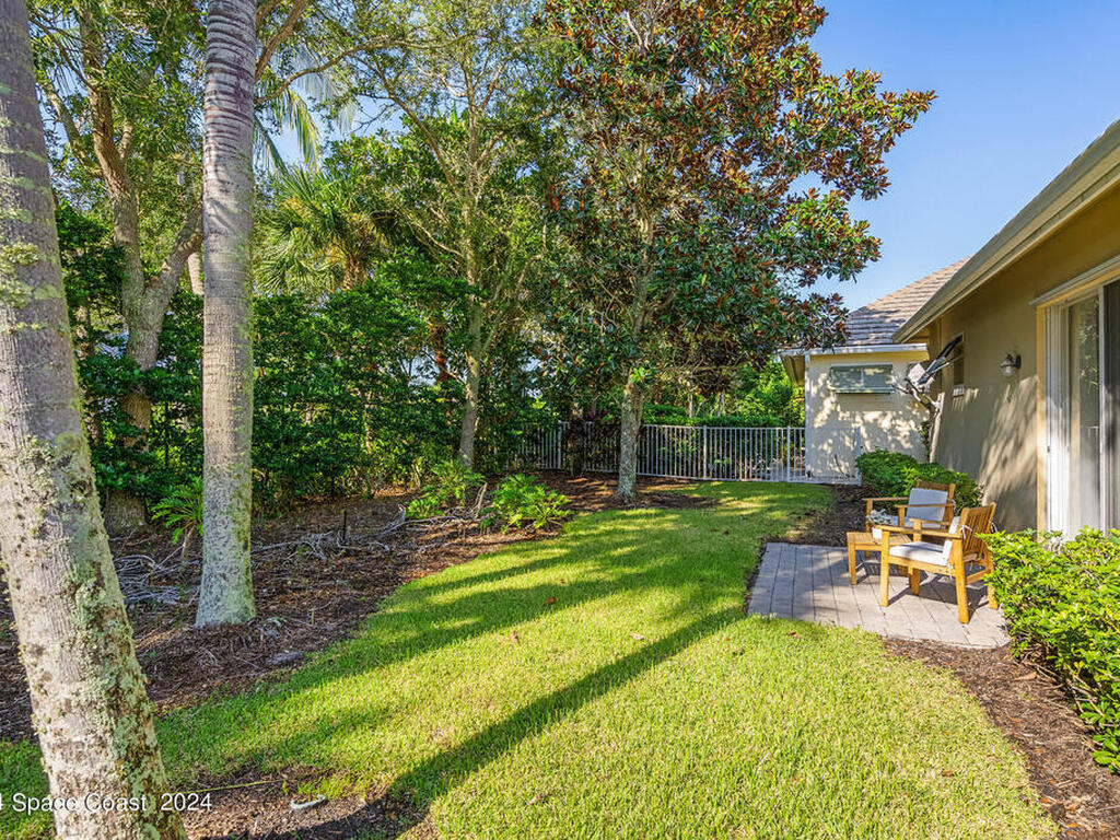 2083 Indian Summer Lane, Vero Beach, FL 32963