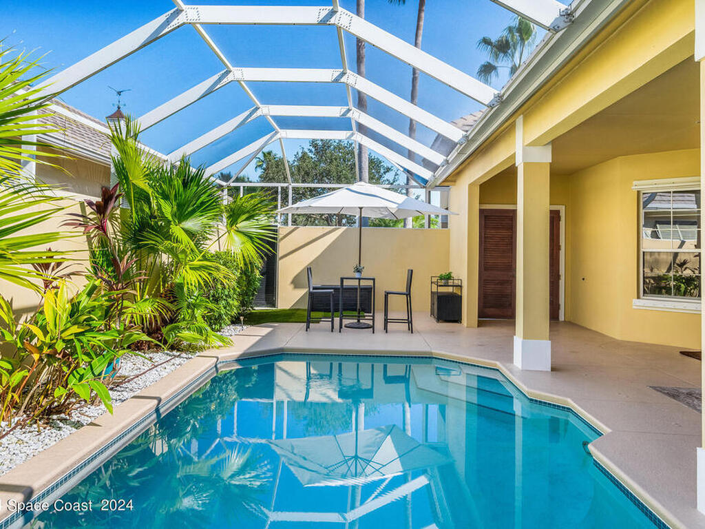 2083 Indian Summer Lane, Vero Beach, FL 32963