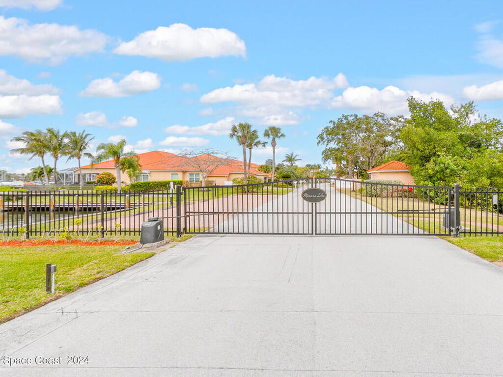 18 Marina Isles Boulevard, Indian Harbour Beach, FL 32937