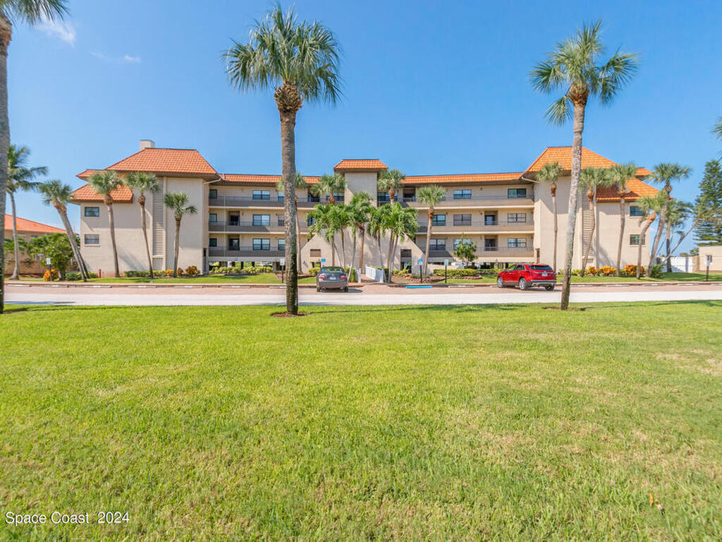 18 Marina Isles Boulevard, Indian Harbour Beach, FL 32937