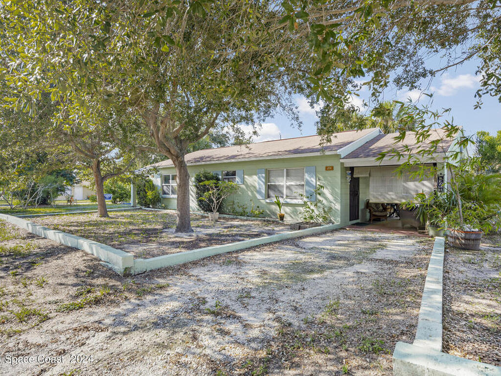 201 Pierce Avenue, Cape Canaveral, FL 32920