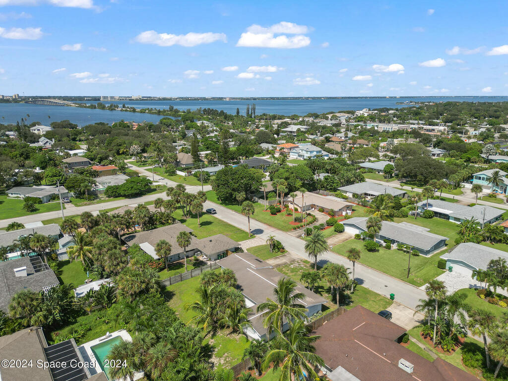 317 9th Terrace, Indialantic, FL 32903