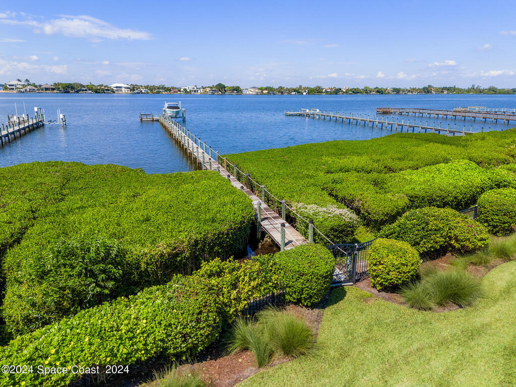 209 Lansing Island Drive, Indian Harbour Beach, FL 32937