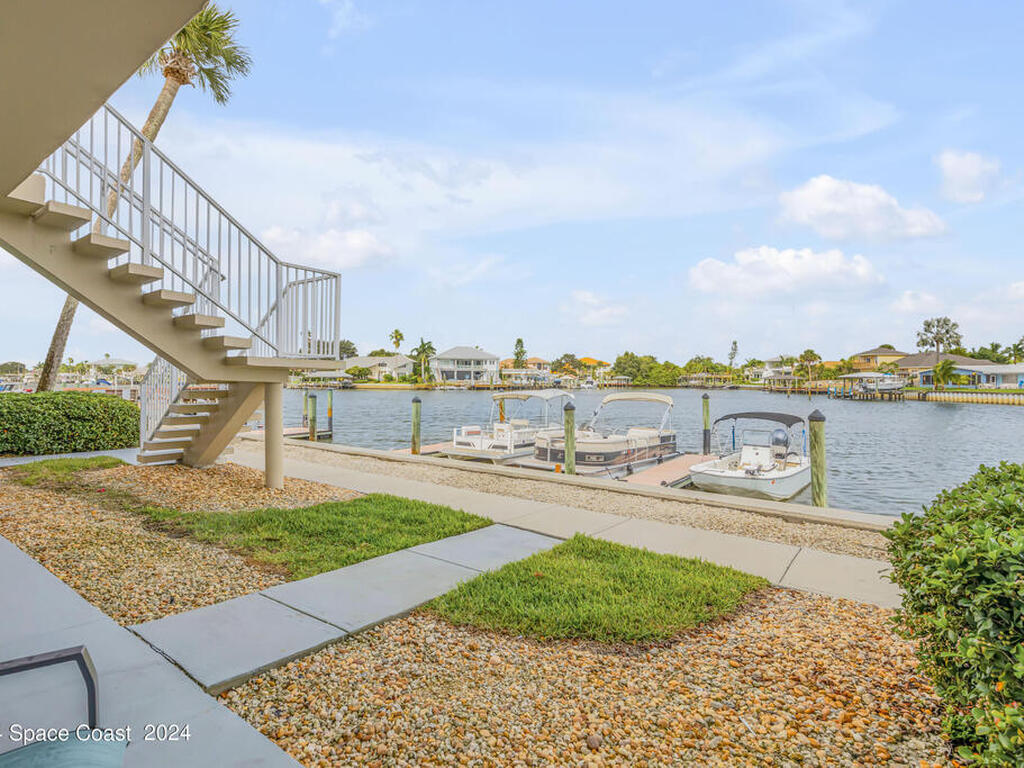 335 N Causeway, New Smyrna Beach, FL 32169