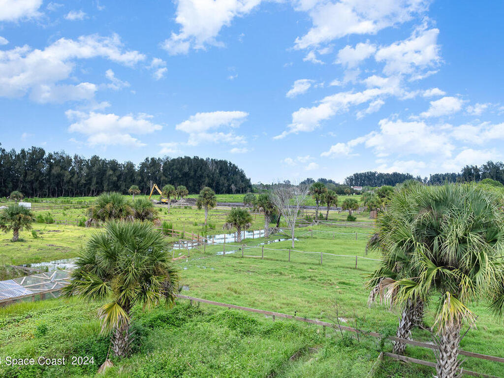 1305 Panther Lane, Merritt Island, FL 32953