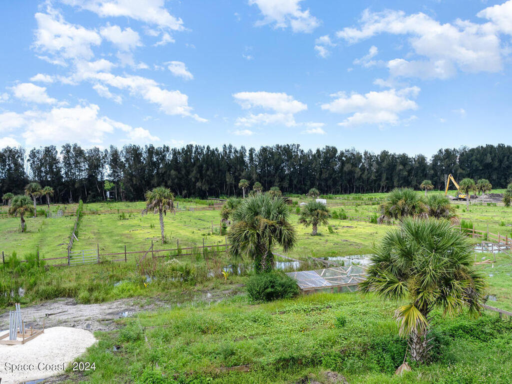 1305 Panther Lane, Merritt Island, FL 32953