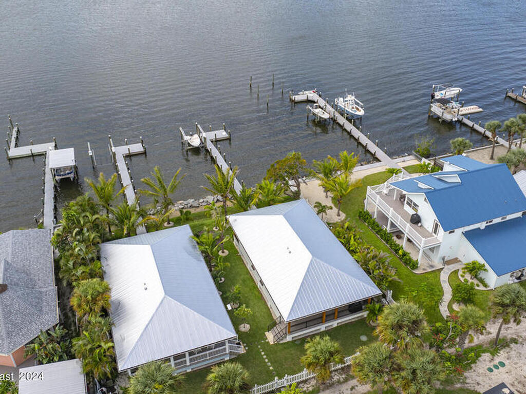 19 Vip Island, Grant, FL 32949