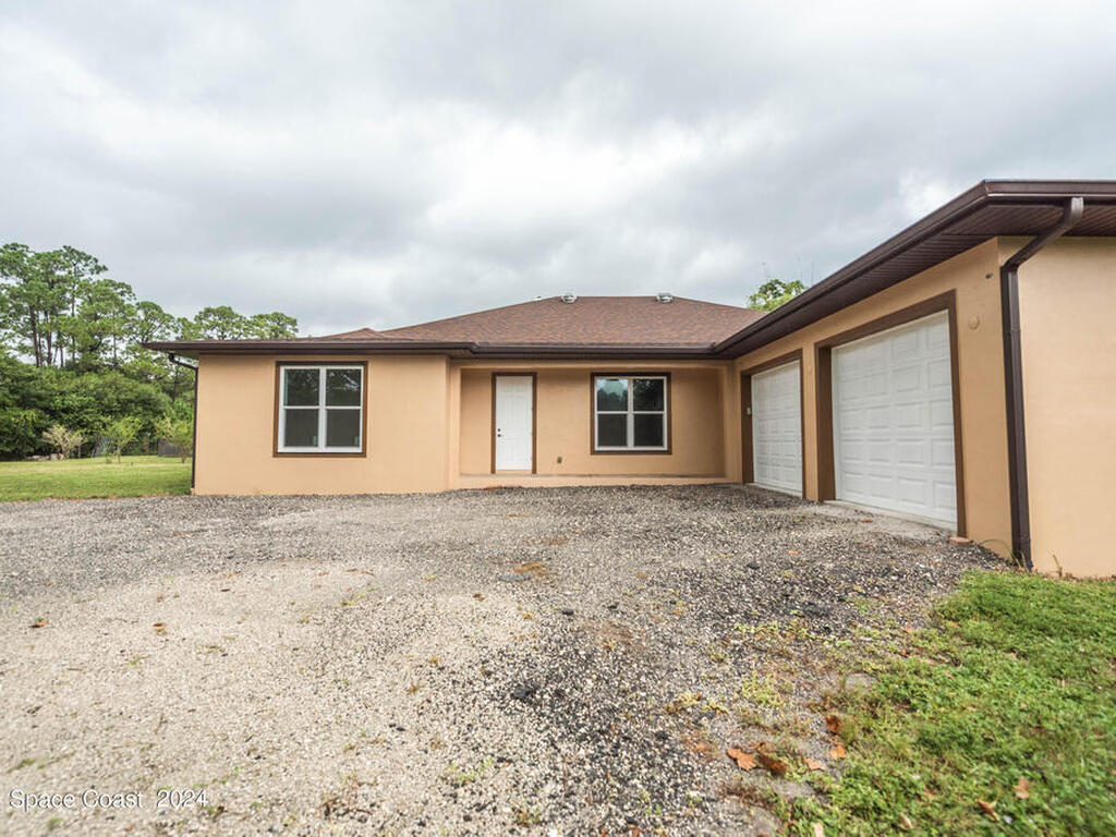 3750 Hield Road, Melbourne, FL 32904