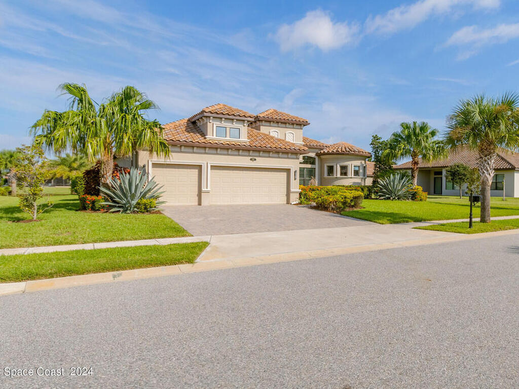 5266 Kirkwall Circle, Melbourne, FL 32940