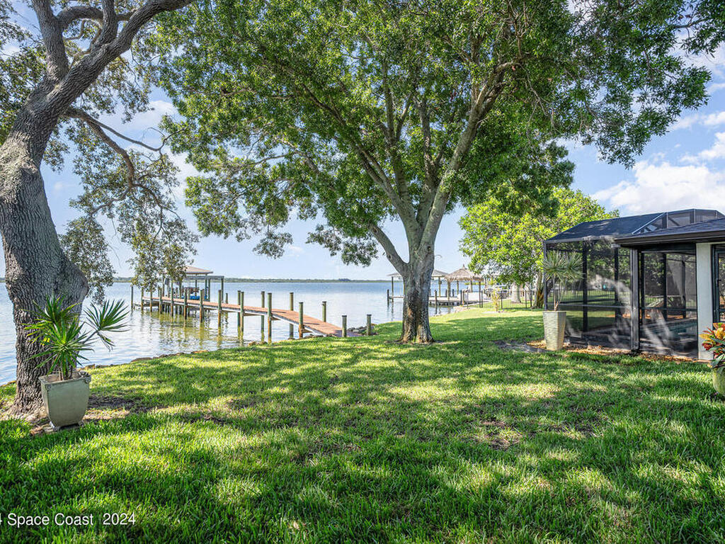 2527 Newfound Harbor Drive, Merritt Island, FL 32952