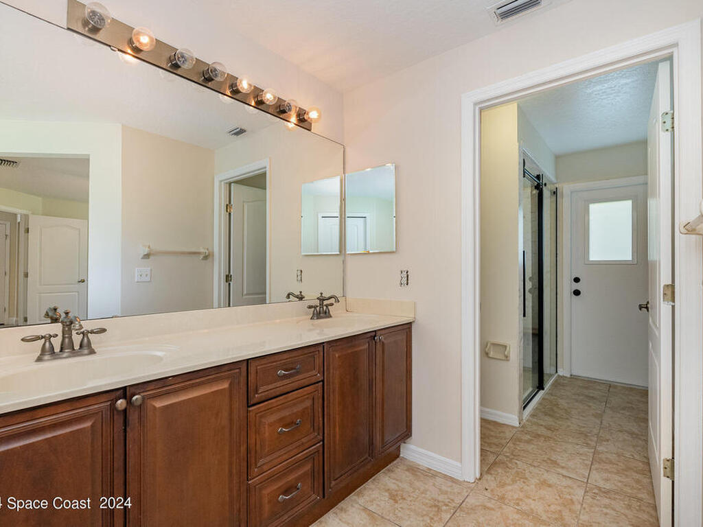 1290 Mercedes Drive, Merritt Island, FL 32952