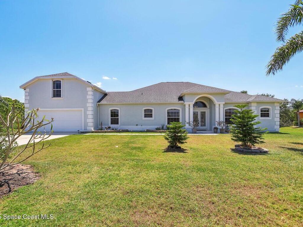 929 Hialeah Street, Rockledge, FL 32955