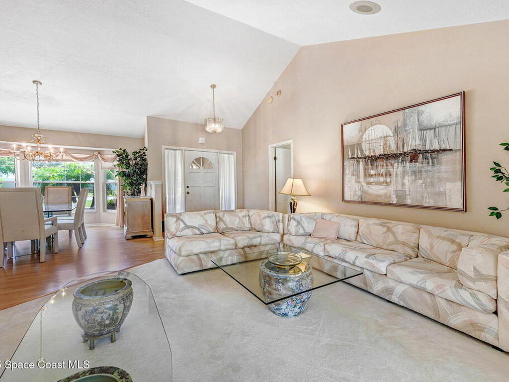 818 Spanish Wells Drive, Melbourne, FL 32940
