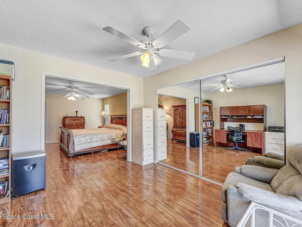 818 Spanish Wells Drive, Melbourne, FL 32940