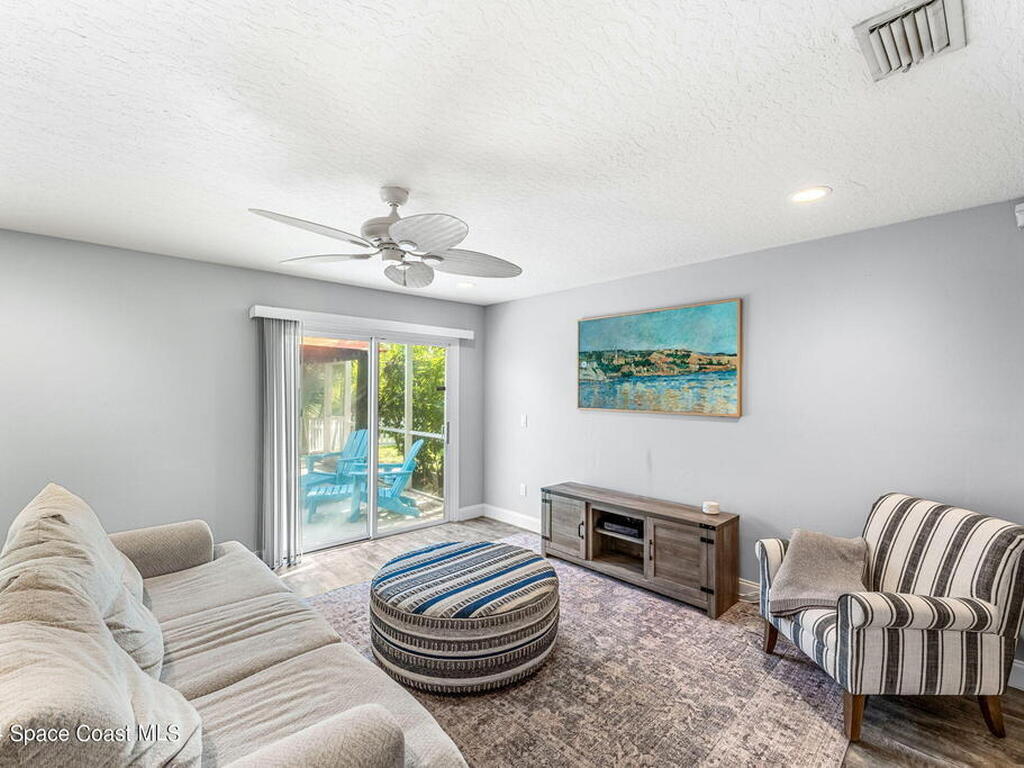 1911 Fabien Circle, Melbourne, FL 32940