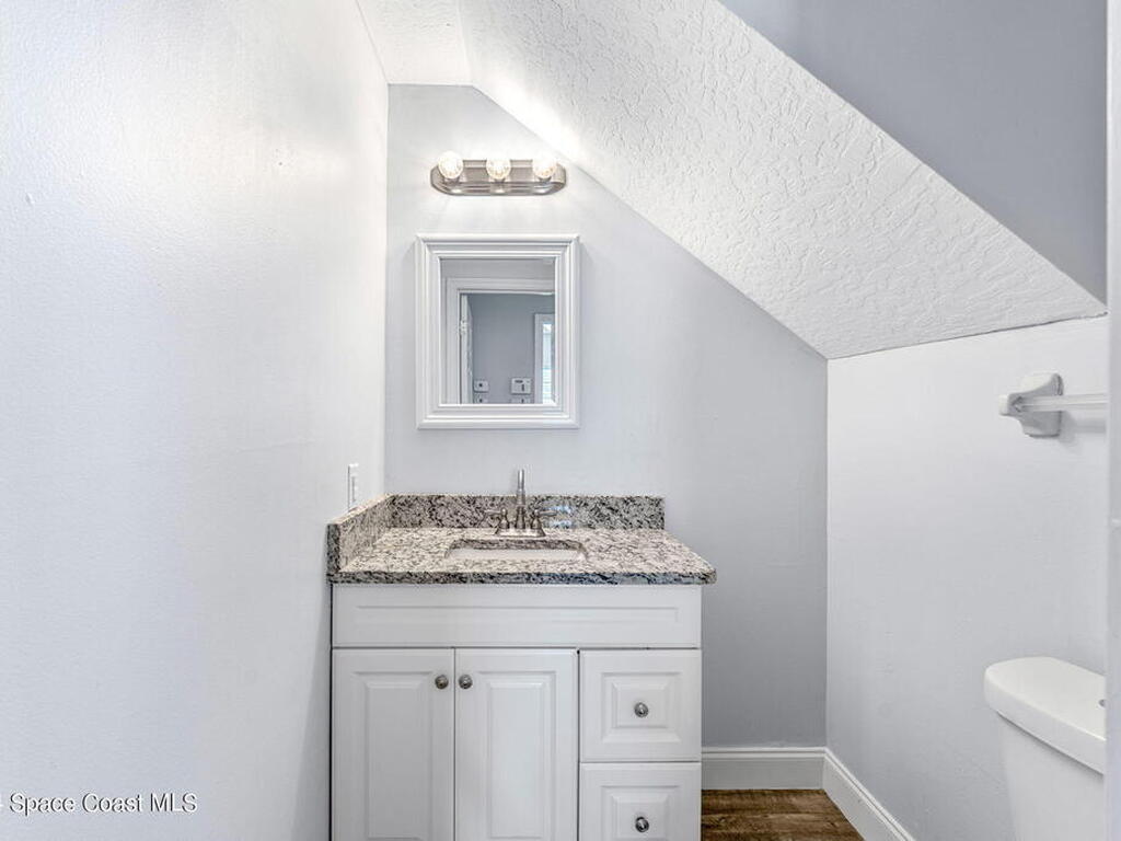 1911 Fabien Circle, Melbourne, FL 32940