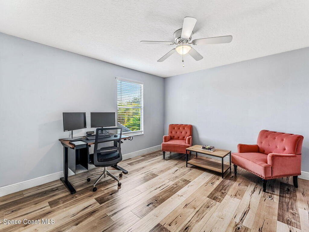 1911 Fabien Circle, Melbourne, FL 32940