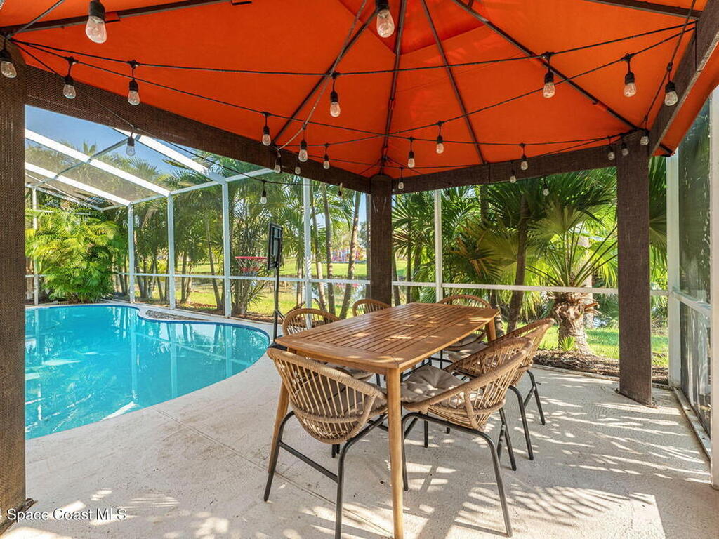 1911 Fabien Circle, Melbourne, FL 32940