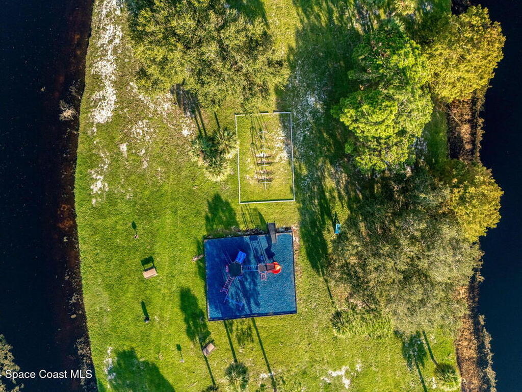 1911 Fabien Circle, Melbourne, FL 32940