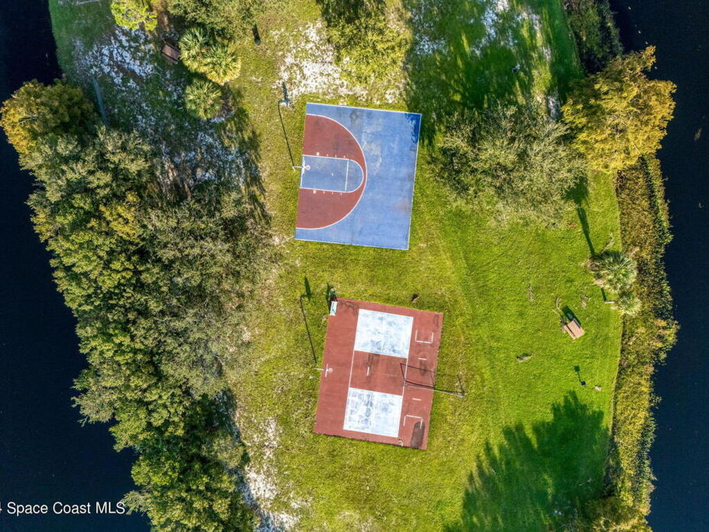 1911 Fabien Circle, Melbourne, FL 32940