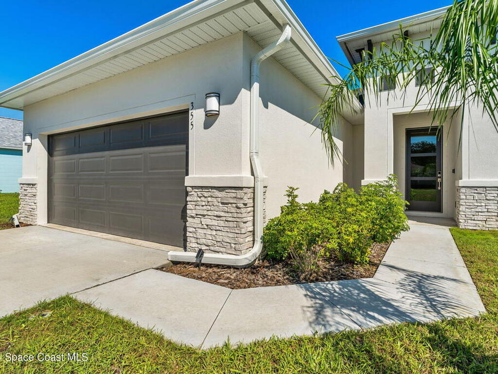 355 Wendover Road, Palm Bay, FL 32908