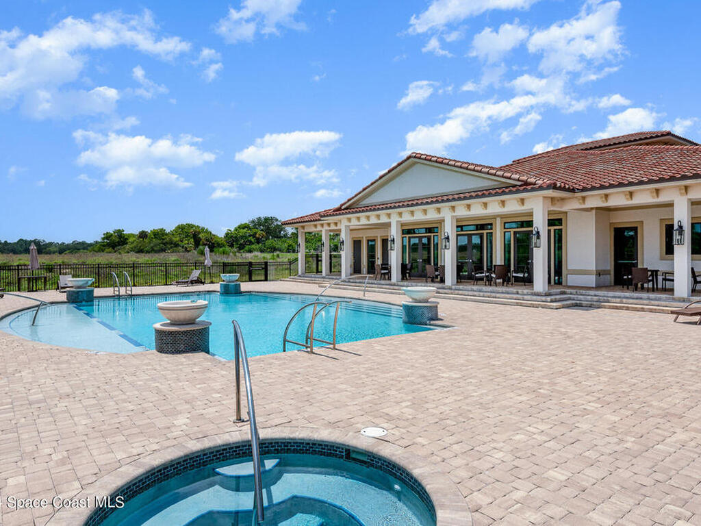 28 Rio Vista Drive, Palm Coast, FL 32137