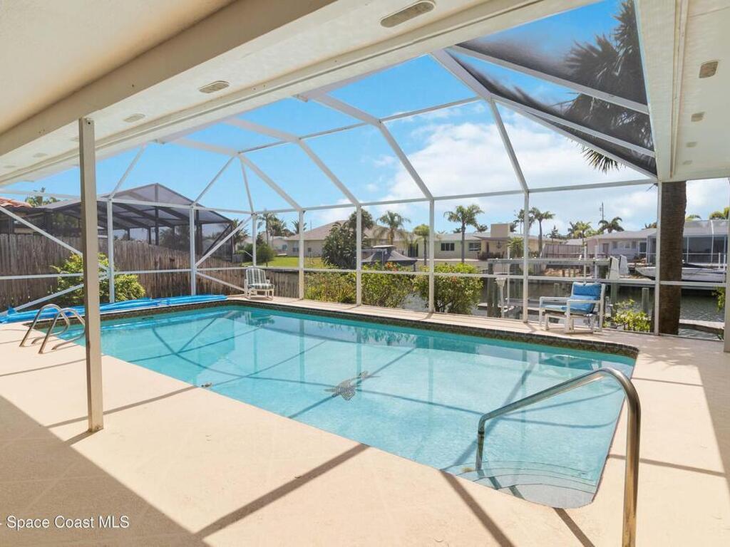 442 Saint Lucia Court, Satellite Beach, FL 32937