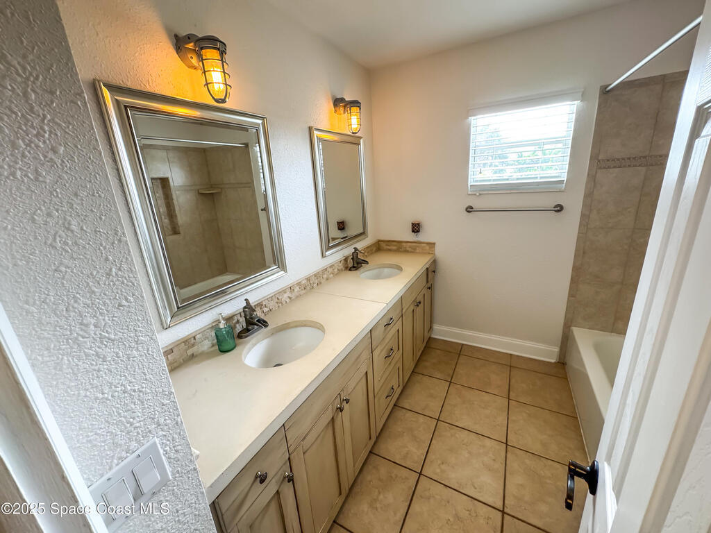 215 Bonita Drive, Merritt Island, FL 32952