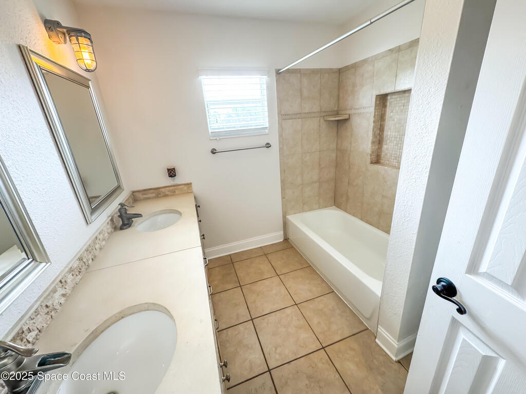215 Bonita Drive, Merritt Island, FL 32952