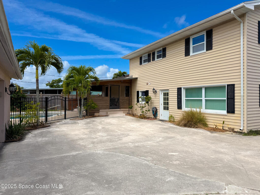 215 Bonita Drive, Merritt Island, FL 32952