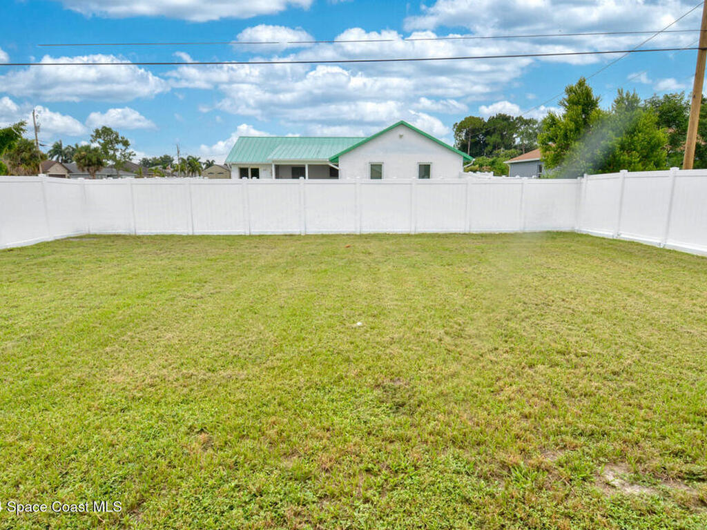 1012 SW Idol Avenue, Port St. Lucie, FL 34953