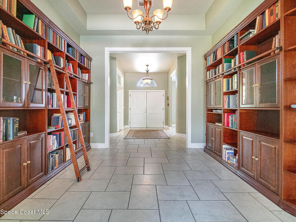 2523 Madron Court, Orlando, FL 32806