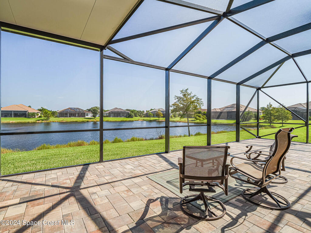 4836 Four Lakes Circle, Vero Beach, FL 32968