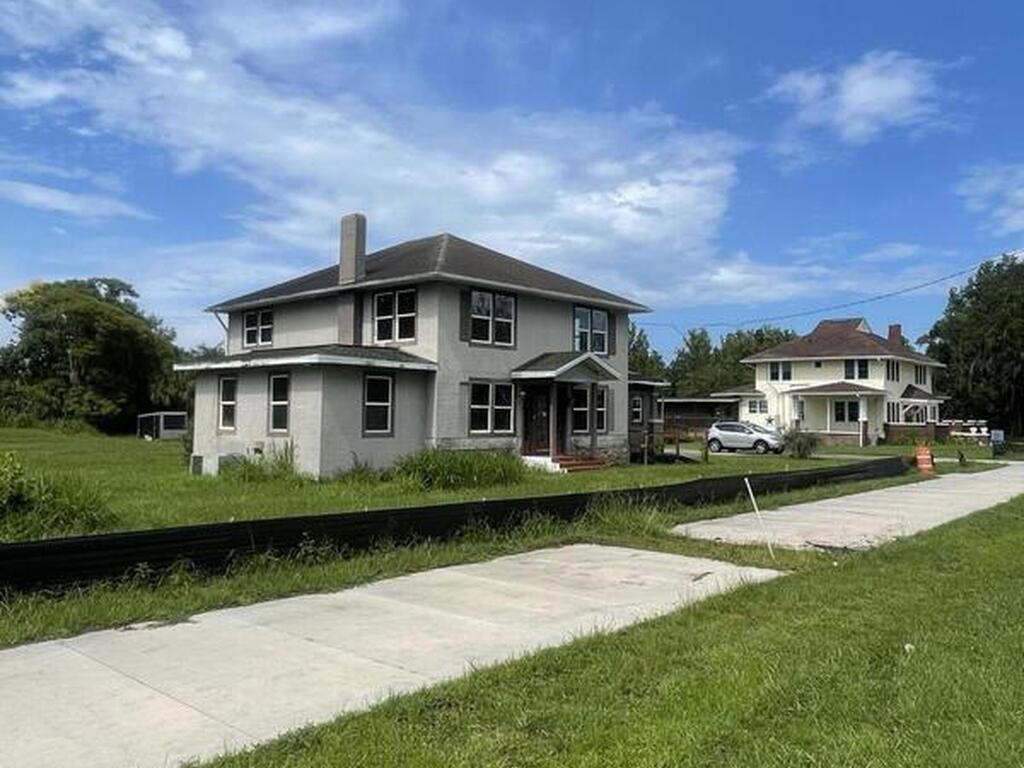 2790 Celery Avenue, Sanford, FL 32771