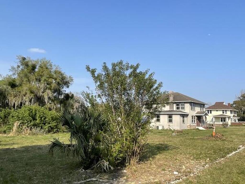 2790 Celery Avenue, Sanford, FL 32771