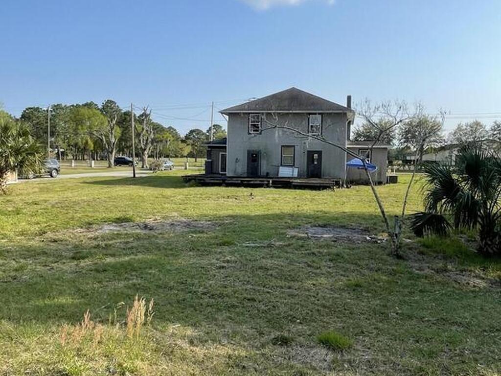 2790 Celery Avenue, Sanford, FL 32771