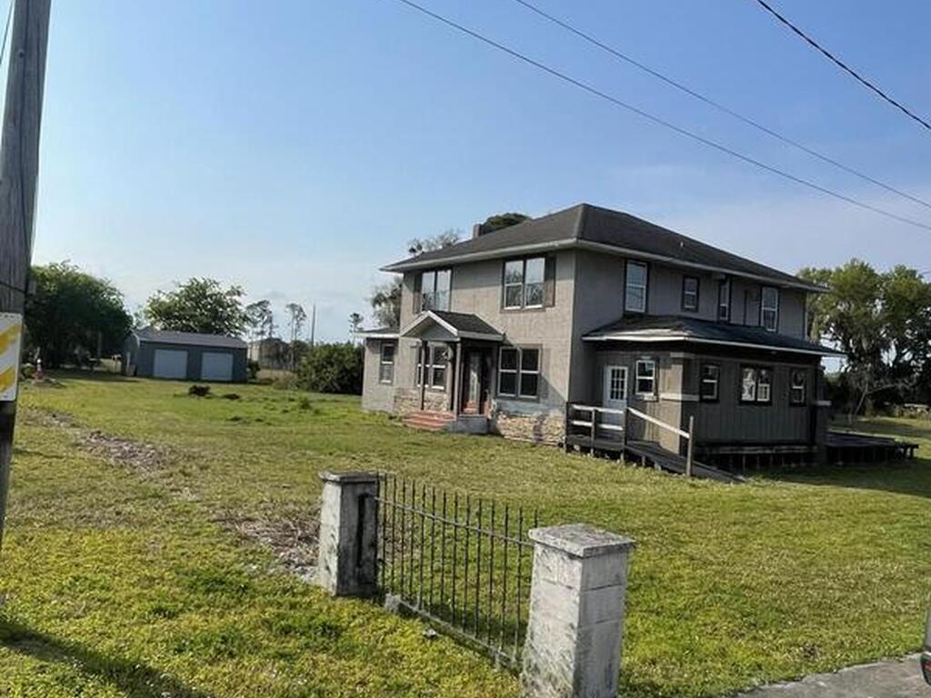 2790 Celery Avenue, Sanford, FL 32771